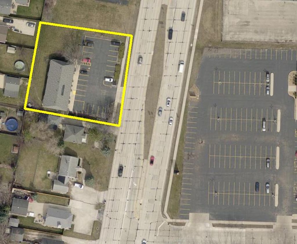 Photo of 5320 Green Bay ROAD, Kenosha, WI 53144 (MLS # 1945936)