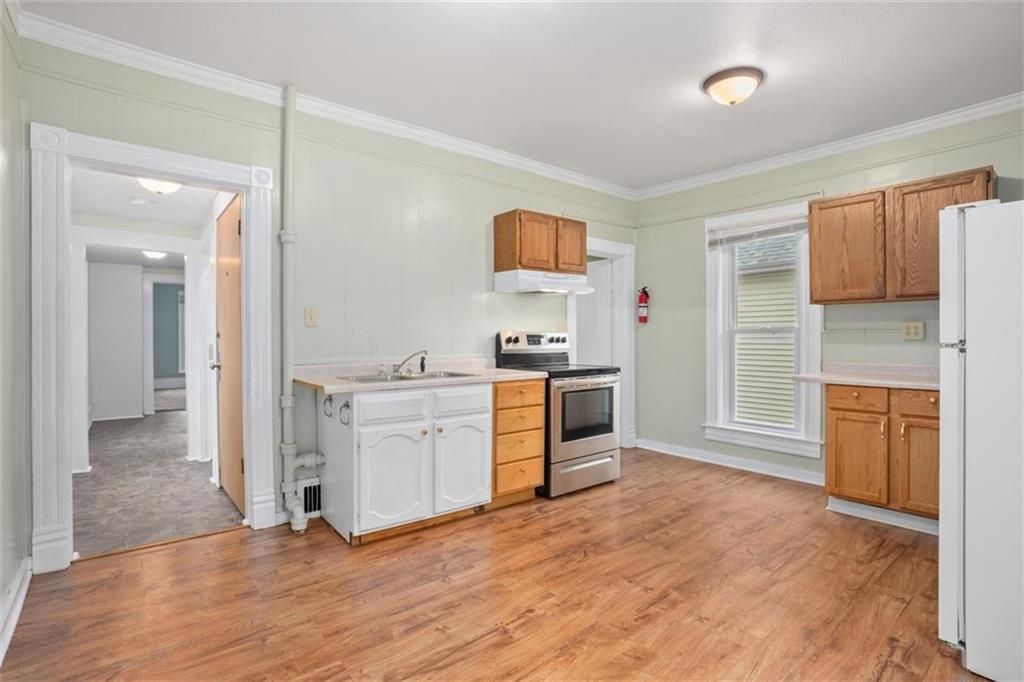 Photo of 1024 1st AVENUE #1, Eau Claire, WI 54703 (MLS # 1595485)