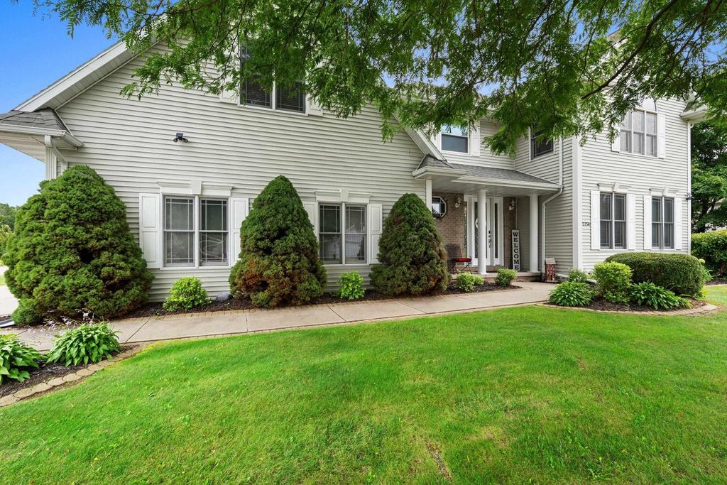 Photo of 2756 Durham ROAD, Green Bay, WI 54311 (MLS # 50317687)