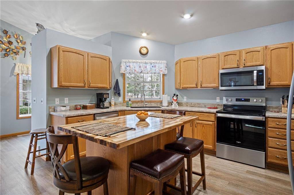 Photo of 4325 E Hamilton AVENUE #15, Eau Claire, WI 54701 (MLS # 1598529)