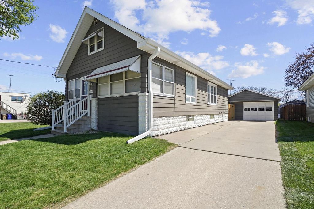 Photo of 7607 39th STREET, Kenosha, WI 53142 (MLS # 1960275)