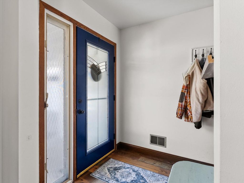 Photo of 2440 Victoria DRIVE, Manitowoc, WI 54220 (MLS # 1947121)