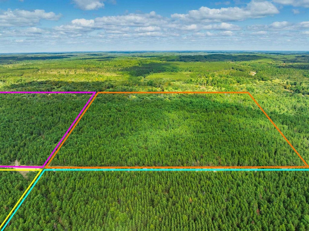 Photo of 43.93+/- AC Horse Creek Rd Acres ACRES, Augusta, WI 54729 (MLS # 2033876)