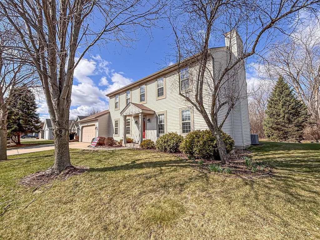 Photo of 5900 Randal LANE, Racine, WI 53402 (MLS # 1956746)