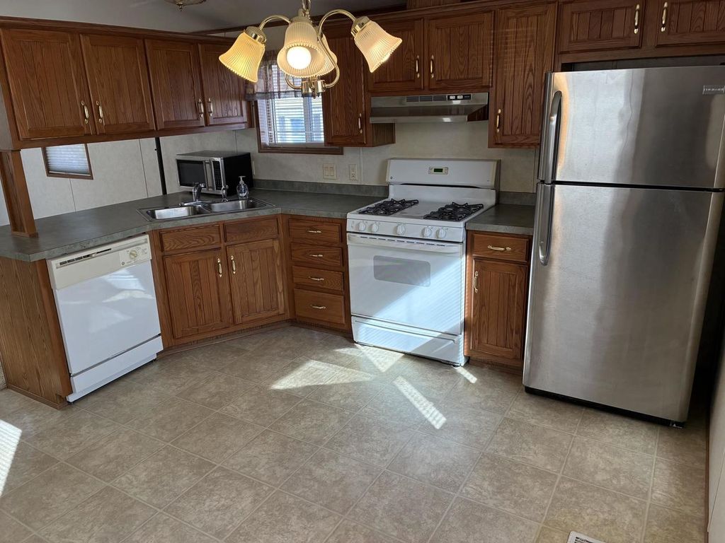 Photo of 73 RedWing LANE, Madison, WI 53704 (MLS # 2023438)
