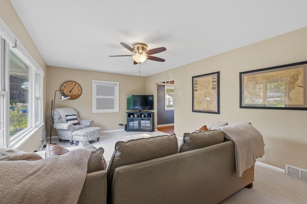 Photo of 84 S Sallie AVENUE, Fond Du Lac, WI 54935 (MLS # 50326107)