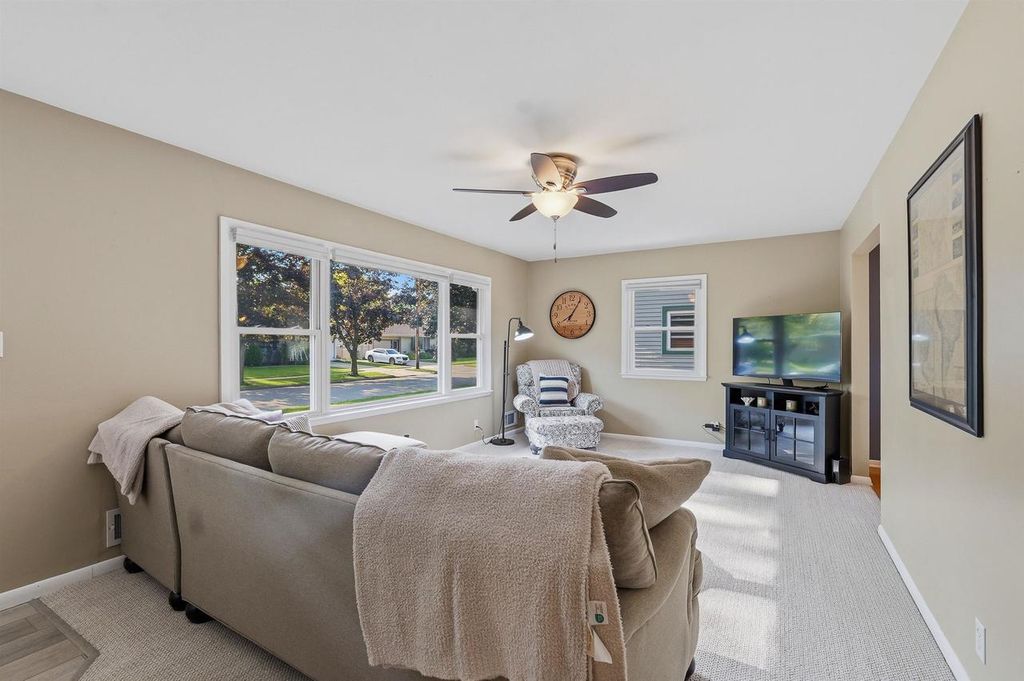 Photo of 84 S Sallie AVENUE, Fond Du Lac, WI 54935 (MLS # 50326107)