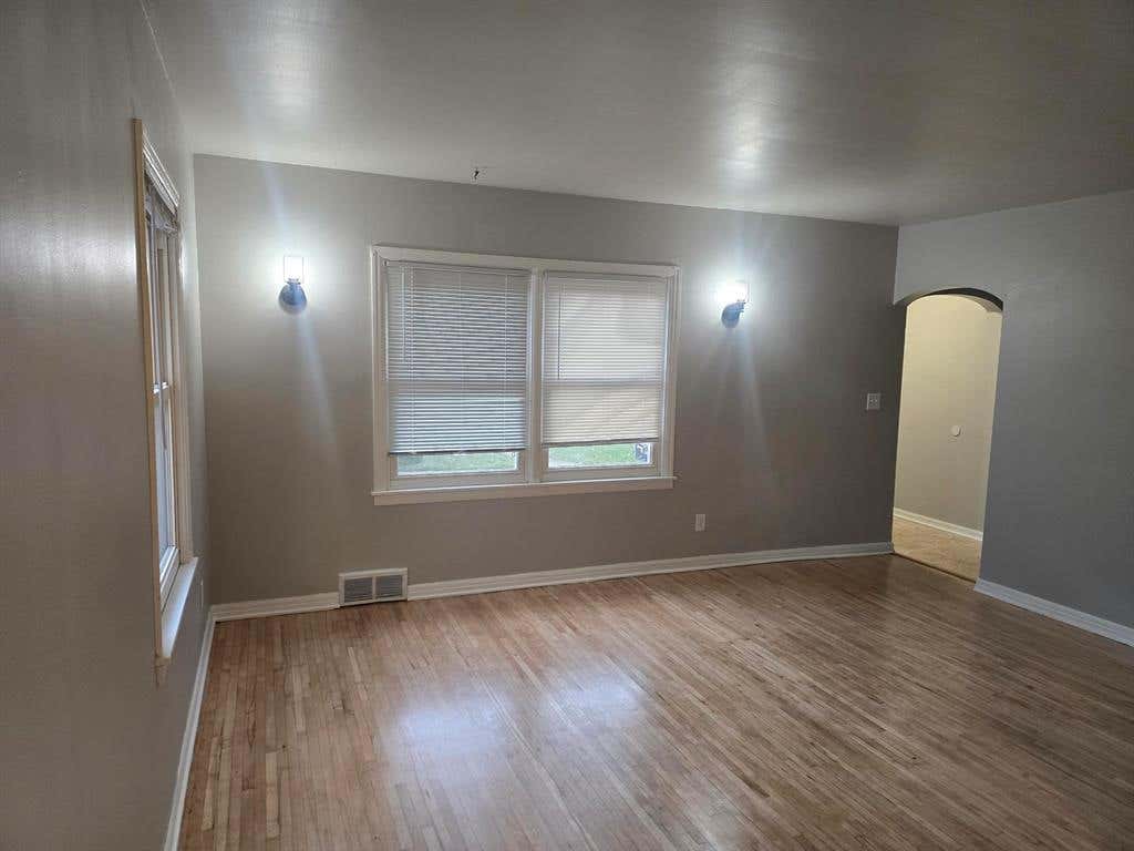 Photo of 603 &amp; 605 Ripley AVENUE #603 and 605, Eau Claire, WI 54701 (MLS # 1602948)