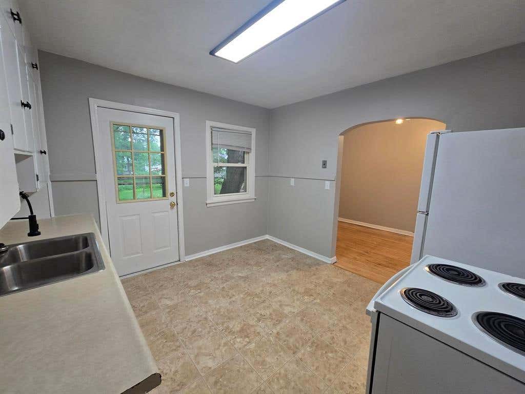 Photo of 603 &amp; 605 Ripley AVENUE #603 and 605, Eau Claire, WI 54701 (MLS # 1602948)