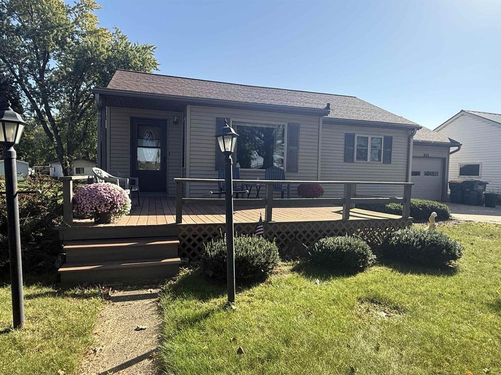 Photo of 211 N Superior AVENUE, Tomah, WI 54660 (MLS # 2011199)
