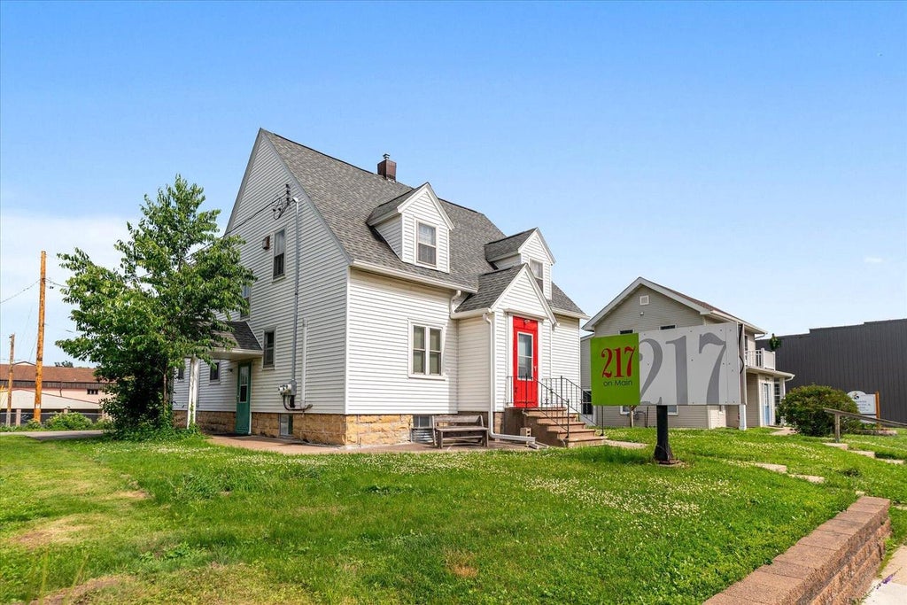 Photo of 217 N Main STREET, Viroqua, WI 54665 (MLS # 1970186)