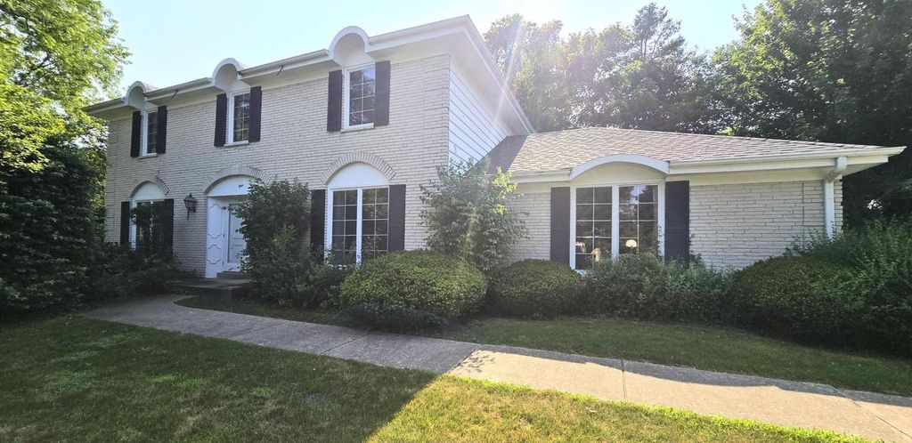 Photo of 1 Birchwood COURT, Wind Point, WI 53402 (MLS # 1937627)