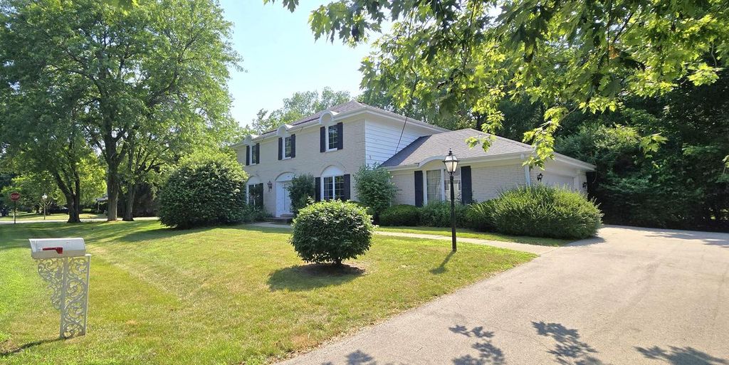 Photo of 1 Birchwood COURT, Wind Point, WI 53402 (MLS # 1937627)