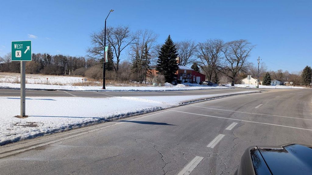 Photo of 2524 Heritage ROAD, De Pere, WI 54115 (MLS # 50321000)