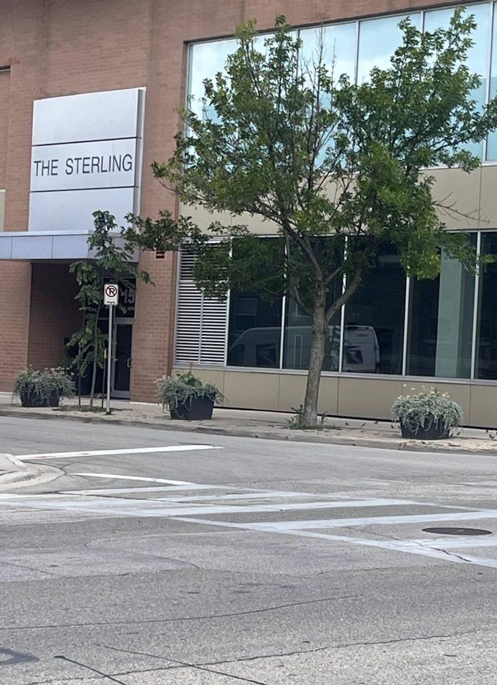 Photo of 1550 E Royall PLACE #913, Milwaukee, WI 53202 (MLS # 1945768)