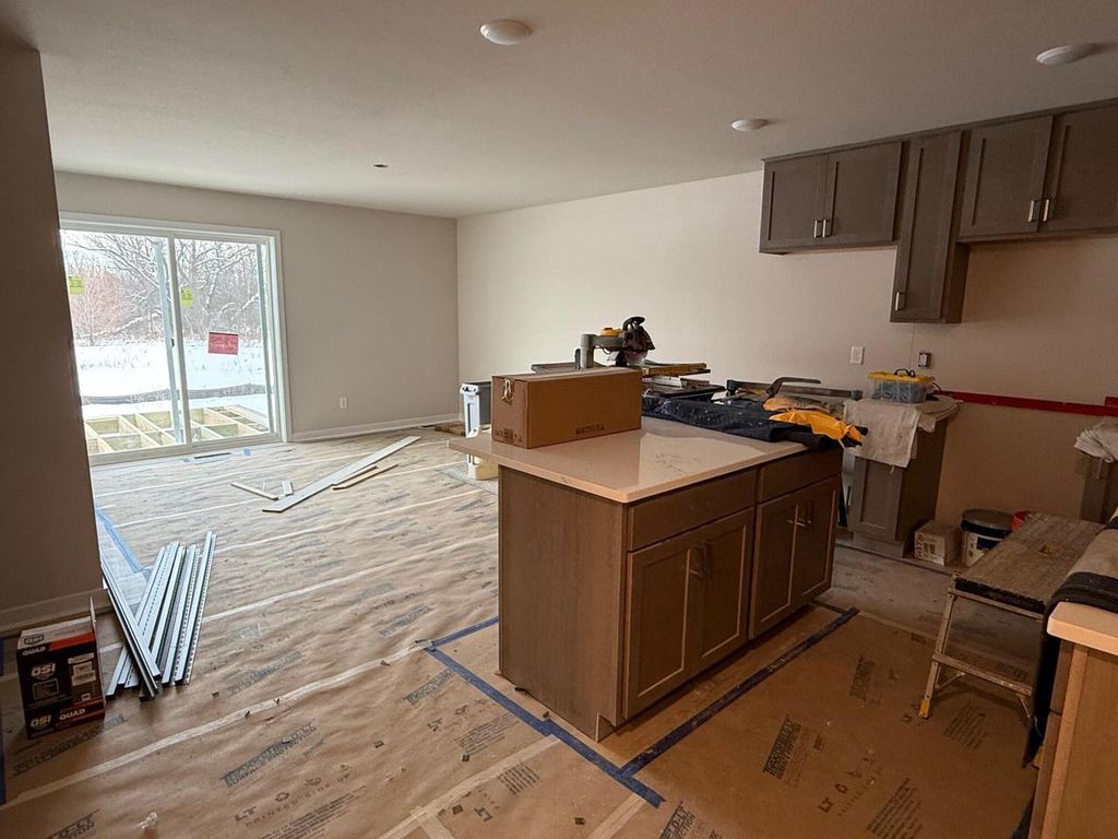 Photo of N162W21870 Poppy ROAD, Jackson, WI 53037 (MLS # 1939965)