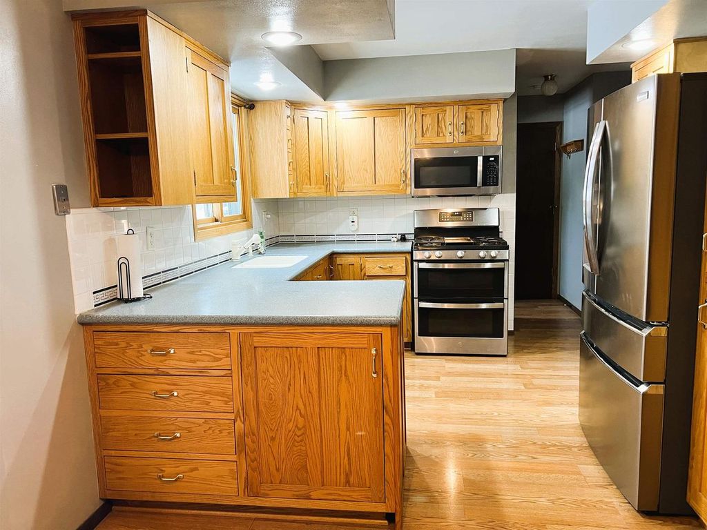 Photo of 840 Ramble LANE, Plover, WI 54467 (MLS # 22600014)