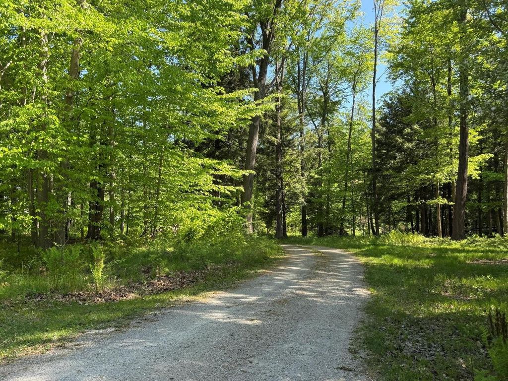 Photo of 3532 Wilderness TRAIL, Suamico, WI 54313 (MLS # 50326120)