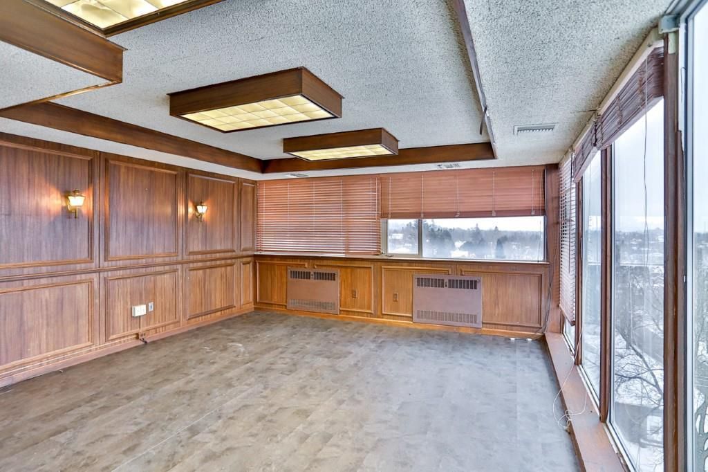 Photo of 2801 N 7th STREET #Suite 505, Wausau, WI 54403 (MLS # 22600602)