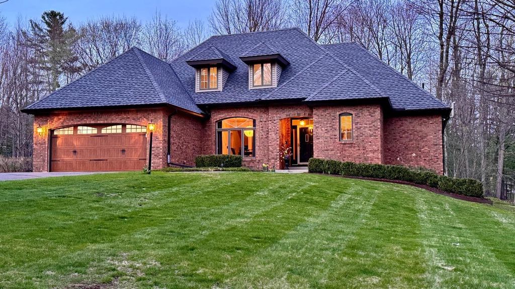 Photo of 113 S Emerald DRIVE, Wausau, WI 54401 (MLS # 22601735)