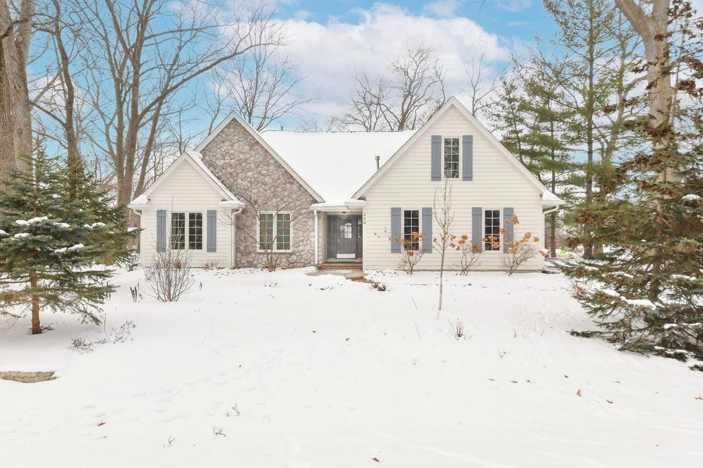 Photo of 356 Forest DRIVE, Williams Bay, WI 53191 (MLS # 1948614)