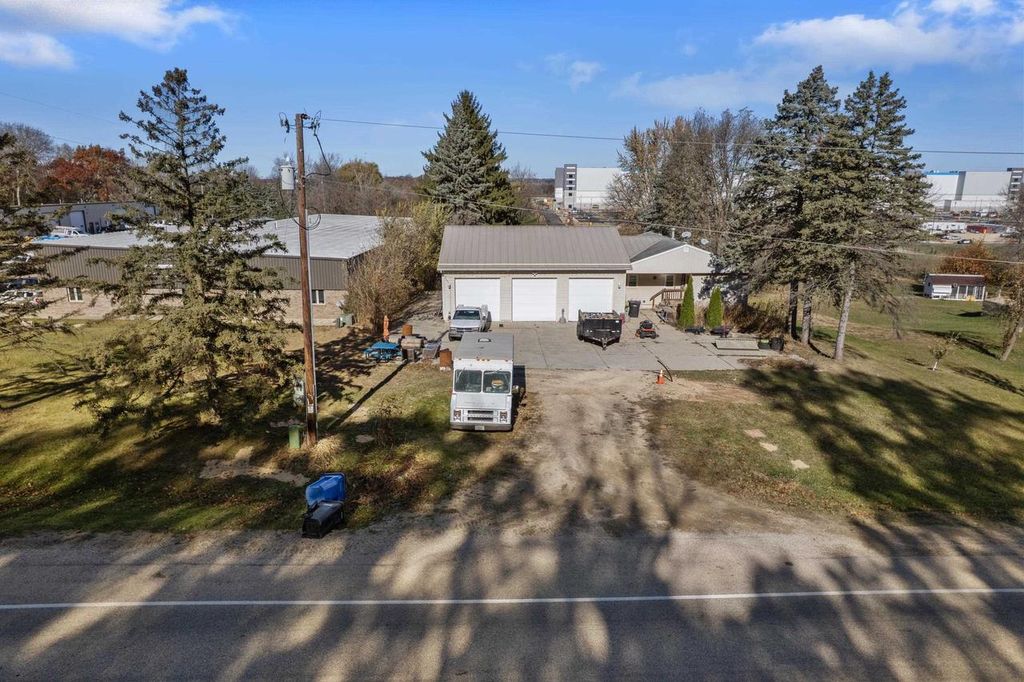 Photo of 4591 County Hwy TT, Sun Prairie, WI 53590 (MLS # 2014472)