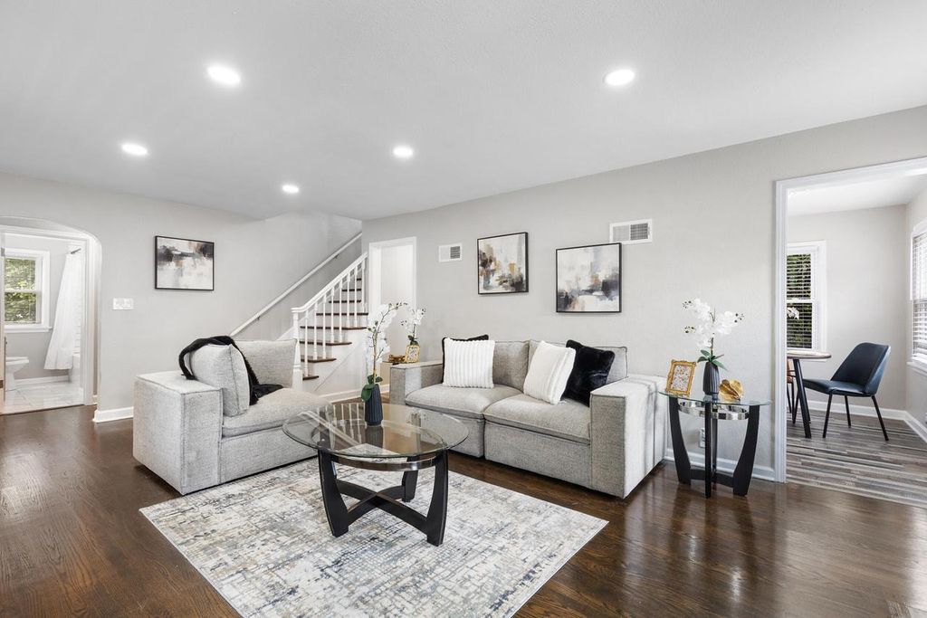 Photo of 4578 N 103rd STREET, Wauwatosa, WI 53225 (MLS # 1939943)