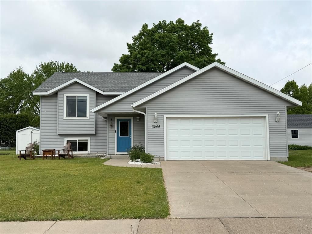 Photo of 3246 Anderson DRIVE, Eau Claire, WI 54703 (MLS # 1601318)