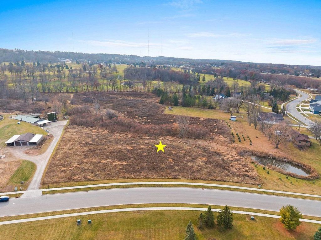 Photo of Dallas LANE, De Pere, WI 54115 (MLS # 50318709)