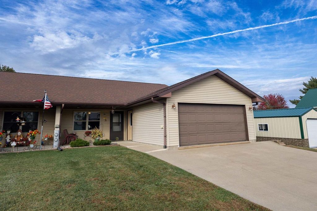 Photo of 102 W Grant STREET, Montfort, WI 53569 (MLS # 2011633)