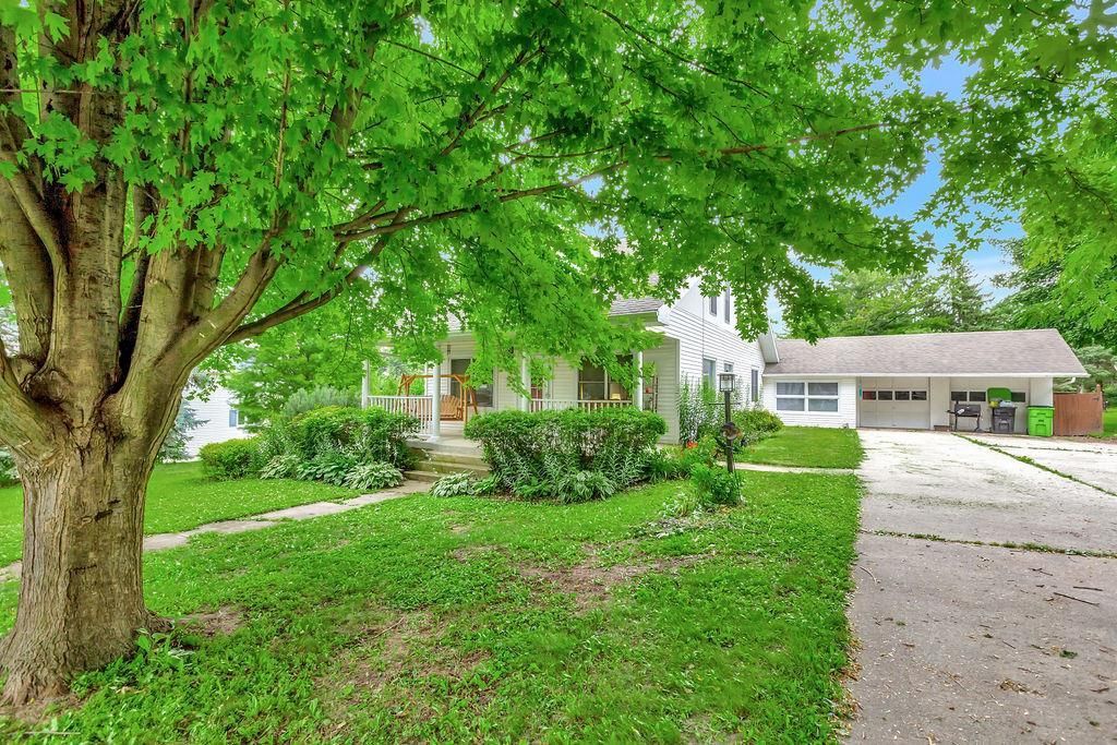 Photo of 229 S Elm STREET, Oakfield, WI 53065 (MLS # 50319348)