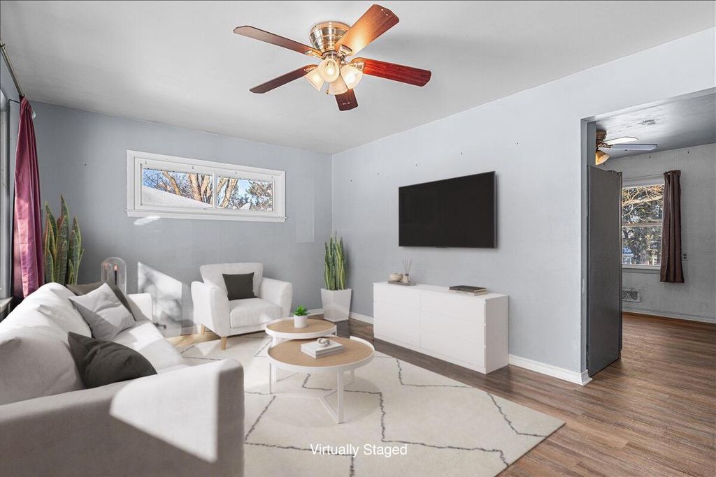 Photo of 1000 Grant PLACE, West Bend, WI 53090 (MLS # 1949465)