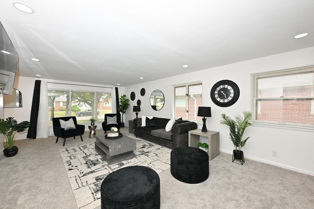 Photo of 3950 N 58th STREET, Milwaukee, WI 53216 (MLS # 1972326)