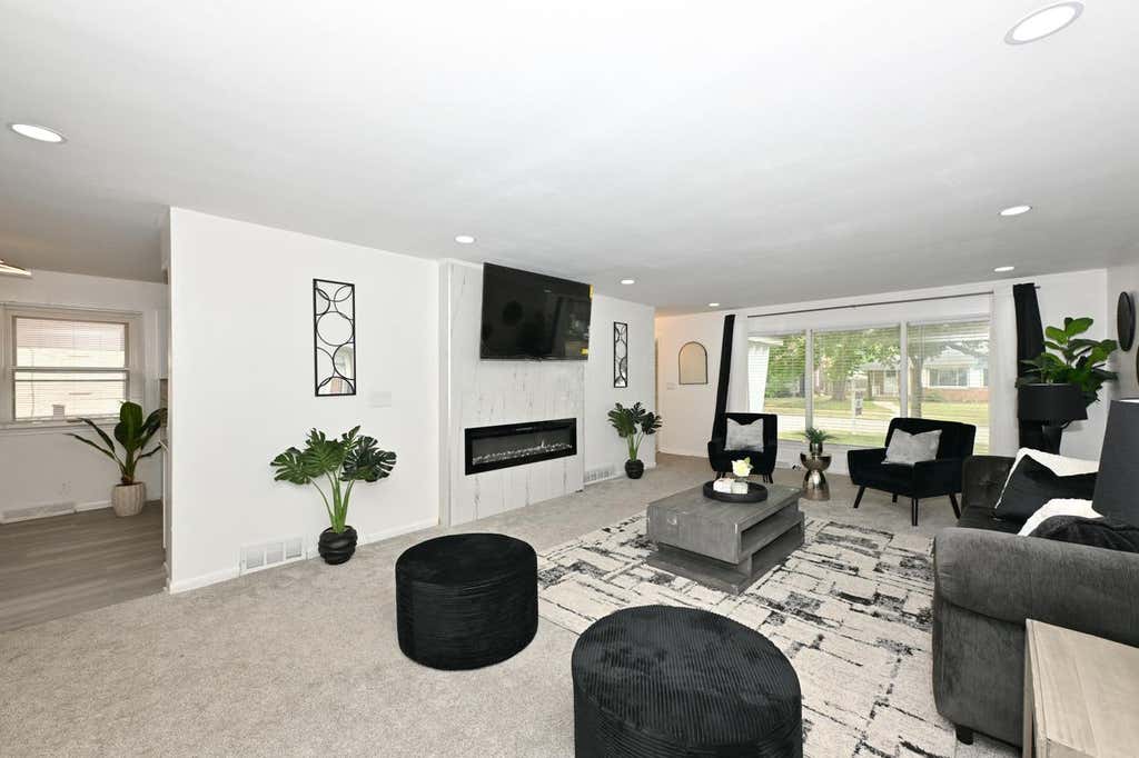 Photo of 3950 N 58th STREET, Milwaukee, WI 53216 (MLS # 1972326)