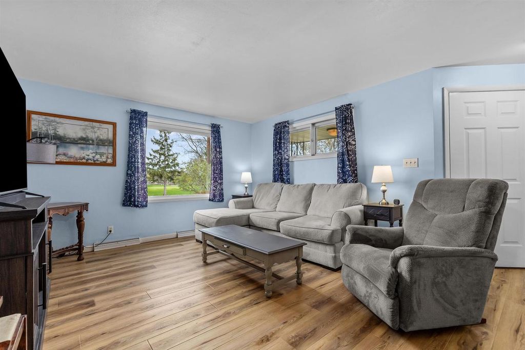 Photo of 1911 S Carpenter STREET, Appleton, WI 54915 (MLS # 50324686)