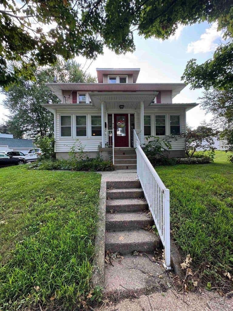 Photo of 413 S Tyler STREET, Lancaster, WI 53813 (MLS # 2030726)