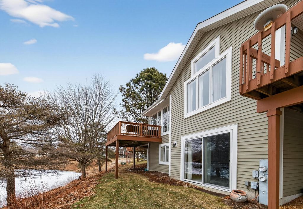 Photo of 104 East Sutton PLACE #D, Waukesha, WI 53188 (MLS # 1951405)