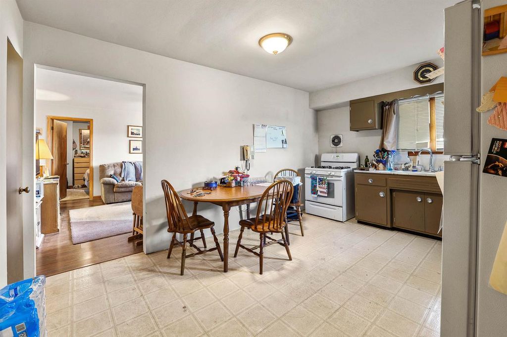 Photo of 4991 Arthur ROAD, Slinger, WI 53086 (MLS # 50318392)