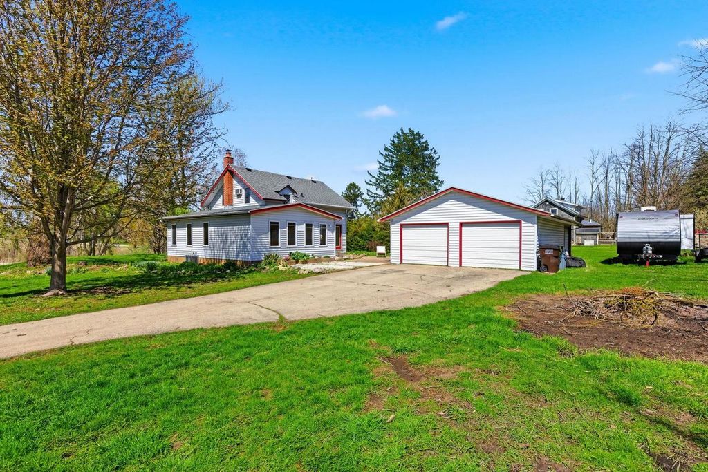 Photo of N3028 Hill LANE, Fort Atkinson, WI 53538 (MLS # 2021666)