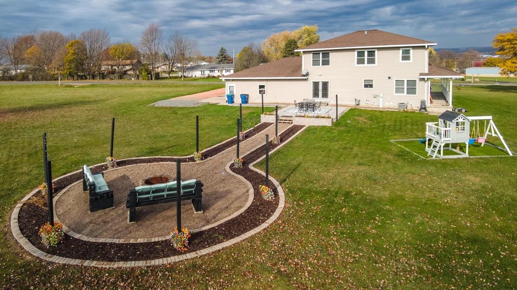 Photo of 1000 Main STREET, Marathon, WI 54448 (MLS # 22605413)