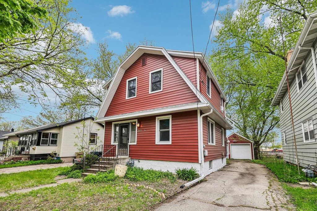 Photo of 2415 Superior STREET, Madison, WI 53704 (MLS # 2022209)