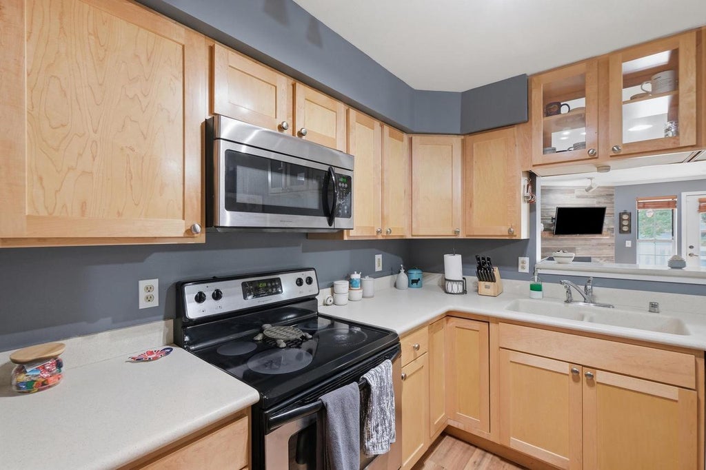 Photo of 806 Kottke DRIVE #2, Madison, WI 53719 (MLS # 2032570)