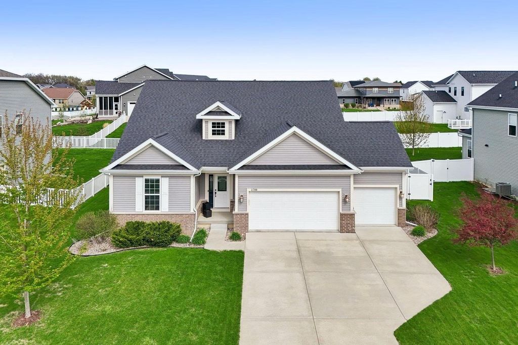 Photo of 2788 Leo Mary STREET, Fitchburg, WI 53711 (MLS # 2021518)