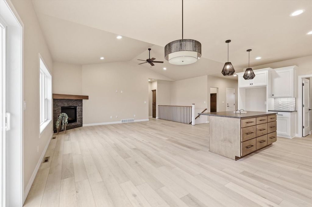 Photo of 1280 Autumn Field LANE, De Pere, WI 54115 (MLS # 50324080)