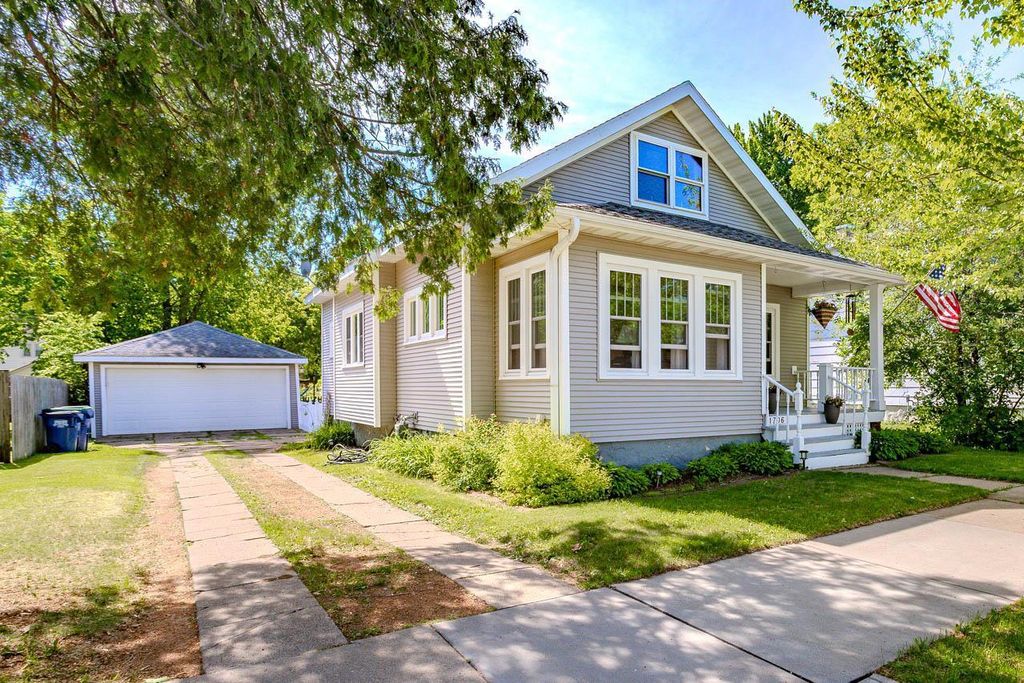 Photo of 1706 Roosevelt STREET, Wausau, WI 54403 (MLS # 22602473)