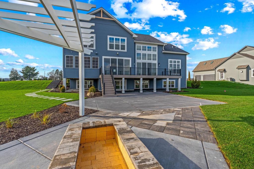 Photo of 4630 Merrick TRAIL, Brookfield, WI 53045 (MLS # 1940971)