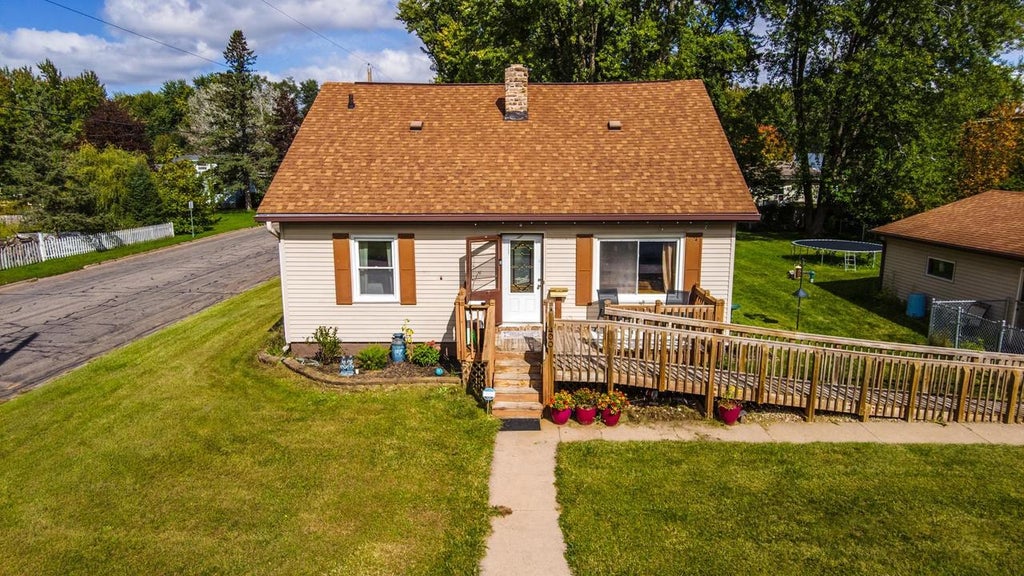 Photo of 400 Wadleigh STREET, Stevens Point, WI 54481 (MLS # 50333183)
