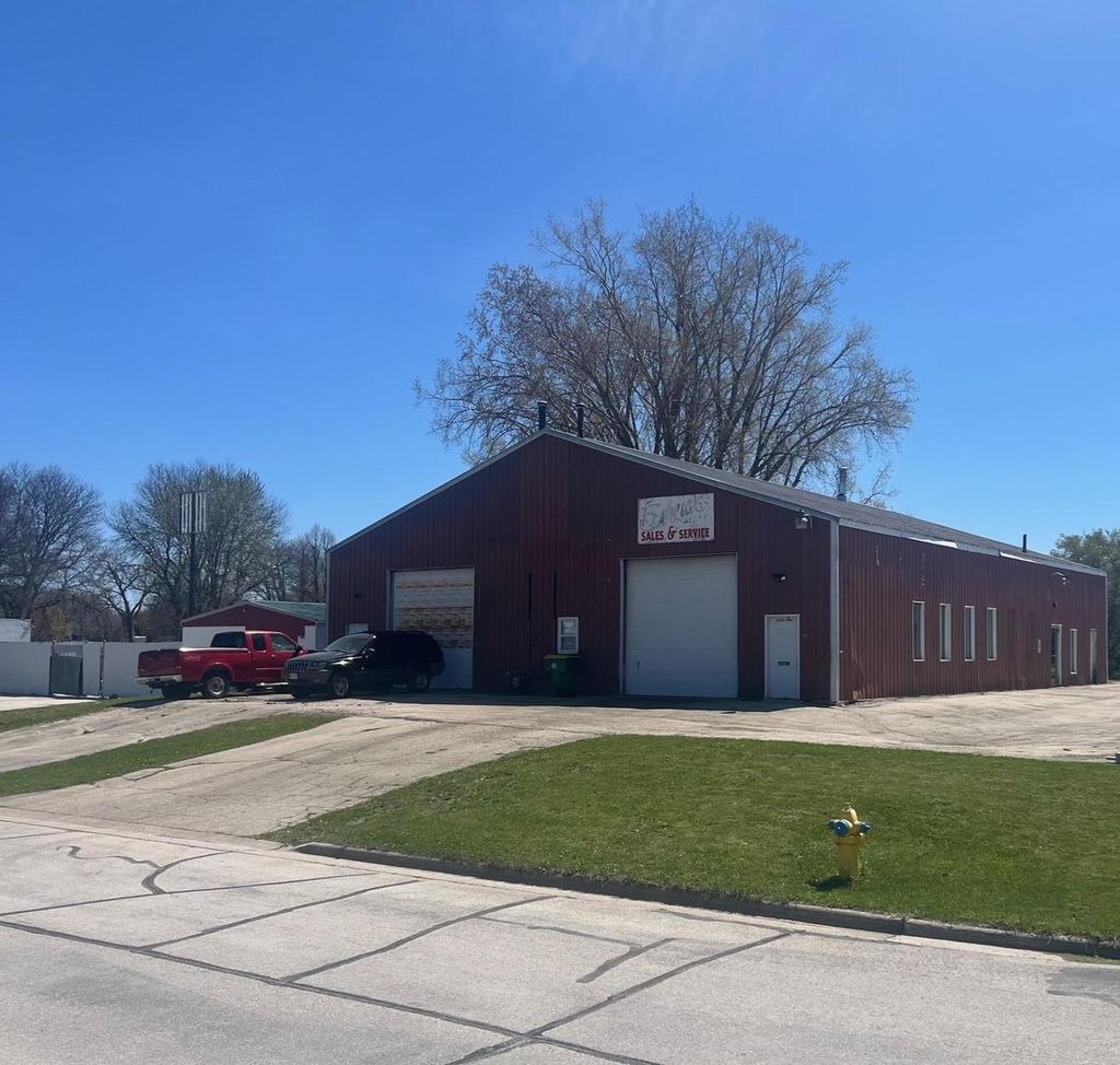 Photo of 1100 Weise STREET, Green Bay, WI 54302 (MLS # 50316237)