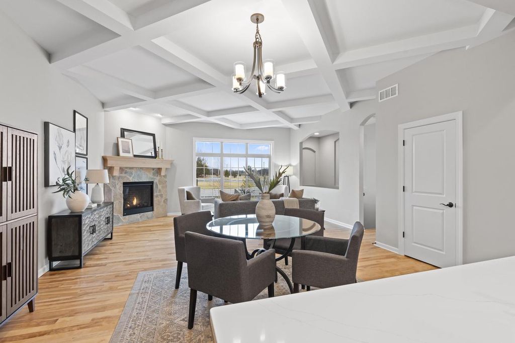 Photo of N106 W6560 Stone Lake CIRCLE #12, Cedarburg, WI 53012 (MLS # 1944471)