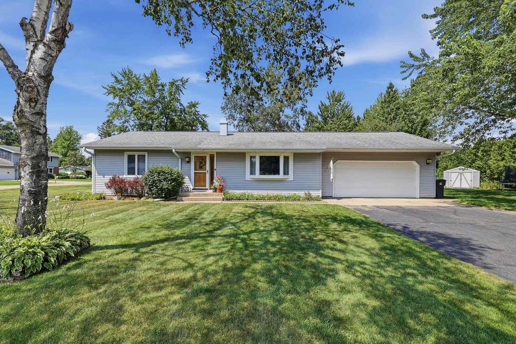 Photo of 332 Verrill STREET, Stevens Point, WI 54481 (MLS # 22603623)